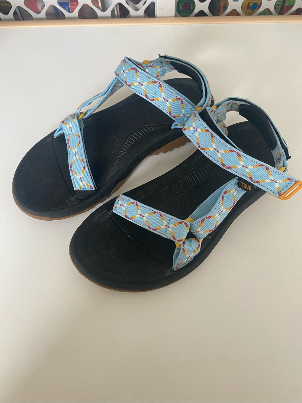 Women’s Hurricane XLT 2 Teva hiking sandals size 9